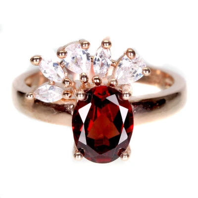 925 Anello Argento Sterling Ovale Mozambico Granato 9x7mm Gemma Gioielli Size 7 - Immagine 1 di 4