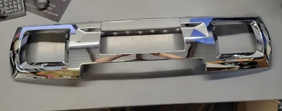 OEM GM 15-18 Sierra/Silverado Front Bumper Chrome Impact Bar Skid Plate 23178964 - Image 1 of 4