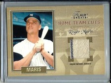 Roger Maris 2003 Flair Greats Game Used Jersey