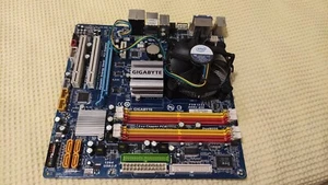 Lot carte mère Gigabyte GA-EG41MF-US2H + REFROIDISSEUR CPU INTEL - Photo 1/3