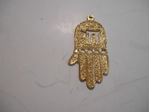14k yellow gold pendant hamsa palm hand with chai jewish charm 2.15 gr - Picture 1 of 3