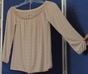 NEU On oder Off Shoulder beige TOP von HOLLISTER CALIFORNIA asymmetrischer Saum Gr. M - Bild 1 von 5