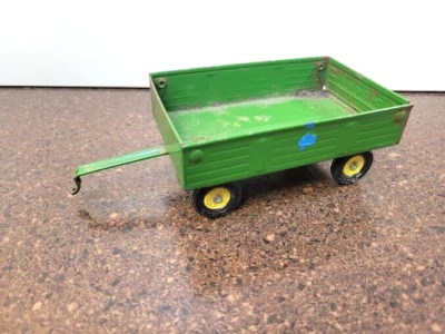 John Deere / Ertl 74-7650 Barge Style Wagon 1/32 Scale - Image 1 of 4