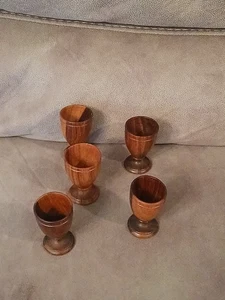5 Vintage Wooden Cups. - Picture 1 of 3