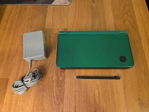 Nintendo DSi LL XL DS Grün Konsole Handheld-System Ok Zustand - Bild 1 von 11