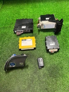 Toyota Late DAA-ZVW30 Prius Smart Key 1 Computer Set from Japan - Picture 1 of 7