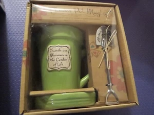 Flower Pot Mug Green - Friends are blossoms in the garden of life - Picture 1 of 9