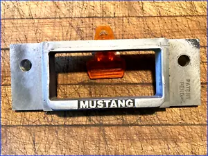 Ford Mustang 1964-65-66 nuevo adaptador de aluminio para radio de coche Rétrosound - Imagen 1 de 2