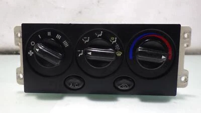 01 KIA SEPHIA CLIMATE Controller  - Image 1 of 4