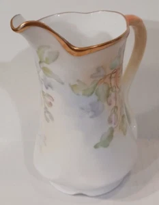 "Jarra crema de porcelana J&C Luise Bavaria pintada a mano floral con oro 5 6/8" - Imagen 1 de 24