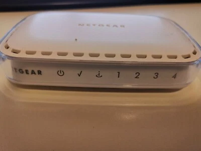 NETGEAR 4  Router (RP614-400PES) - Bild 1 von 4