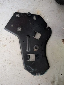 Ryobi 40v 21 in Lawn Mower RY401014US Left Handle Bracket 659747002 for 2024 + - Picture 1 of 1