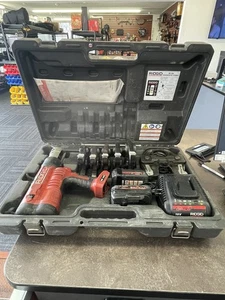 Ridgid Propress Model RP340 with 6 Copper Pipe Press Tool Jaws (1098406) - Picture 1 of 12