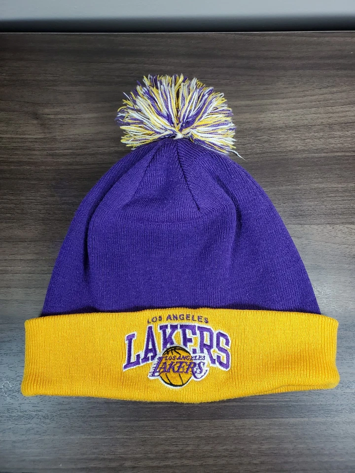 洛杉矶湖人队冬帽 Mitchell & Ness Pom Beanie NBA 紫色和金色 — 第 1/4 张图片