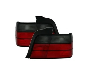 BMW SERIE 3 E36 BERLINA 1990-1998 ROSSO VT482 TOP SET FANALI FARI POSTERIORI - Picture 1 of 3