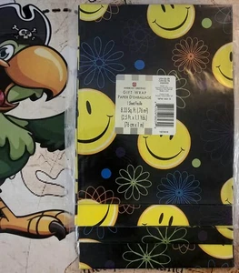 X 4 Vintage American Greetings Emoji Smiley Face Present Gift Wrap Sheets - Picture 1 of 4