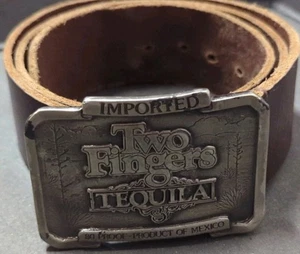 Vintage TWO FINGERS TEQUILA PEWTER BELT BUCKLE wl/Belt 1976 HIRAM WALKER & SONS - Picture 1 of 4
