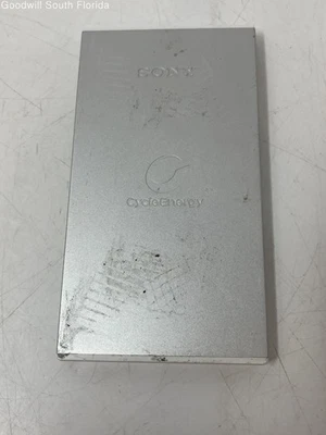 Banco de alimentación portátil Sony CP-F1L Silver Cycle Energy carga USB no probado Foto 1 de 4