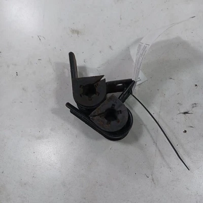 Soporte de montaje de buje de barra estabilizadora Ford Ecosport 2018 2019 2020 2021 2022 Foto 1 de 4