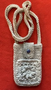 Handmade Crocheted Cell Phone Holder Crossbody Bag, Magnate Closure Front Pocket - Photo 1 sur 3