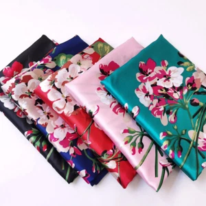 1 yard Vintage Flower Satin Fabric Soft Scarf Lining DIY Material - Picture 1 of 13