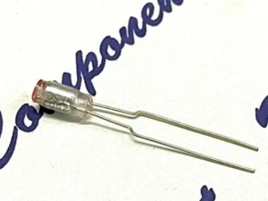 4pcs - TSC 250P (250PF 0.25nF) 125V 5%  Polystyrene (PS) Film Radial Capacitor - Picture 1 of 4