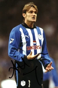 FOTO DE ACCIÓN 6x4 firmada por Andy Hinchcliffe de Sheffield Wednesday + certificado de autenticidad - Imagen 1 de 1