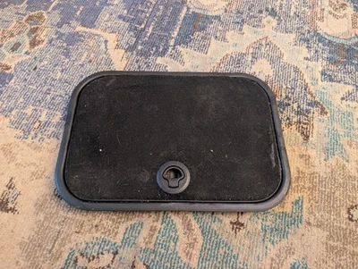 Cubierta trasera de tapa de contenedor de almacenamiento de piso Dodge Journey 10-20 segunda fila 1BZ93DX9AE OEM S4 Foto 1 de 4