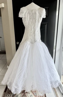 wedding dress size 16 - Image 1 of 4