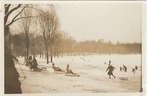 23/391 FOTO WINTERSPORT SCHLITTEN KINDER - Bild 1 von 1