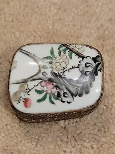 AMAZING DECORATED Antique Chinese Box SILVER 2.5"X2" #5 - Picture 1 of 7