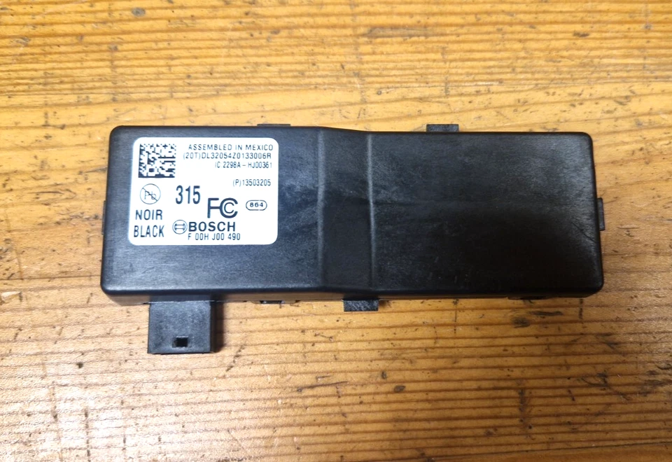 Chevrolet Camaro 2010-2015 receptor de cerradura de puerta con control remoto 13503205 Foto 1 de 3