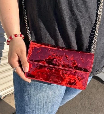 Bolsa tiracolo Marc Jacobs edição limitada coração espelho embreagem VERMELHA nova com etiquetas - Imagem 1 de 4