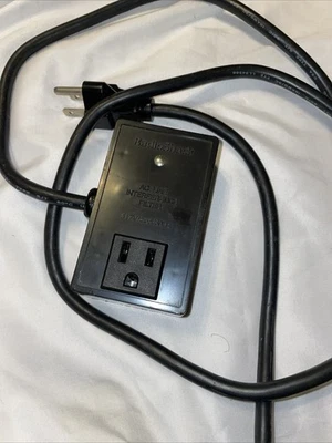 Radio Shack RadioShack  AC Line Interference Filter 15-1111B 117V 2.5A 60Hz - Image 1 of 2