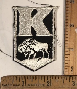 Vintage Kaiser Automotive Buffalo Logo Patch Rivenditore Uniforme Servizio NOS - Foto 1 di 2