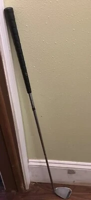 Wilson Pitching Wedge Golf Club 2400 Torque Control LH 02C 36" - Image 1 of 4