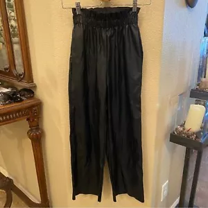H&M Women Black Faux Leather Elastic Waistband Wide-Leg Pants Size 0 - Picture 1 of 6