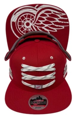 Zephyr NHL Detroit Red Wings RARE Lacer "Locker Room" flat bill SnapBack Hat NWT - Image 1 of 4