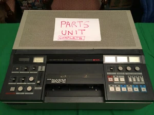 JVC CR-8250-U 3/4" U-MATIC VIDEOCASSETTE RECORDER "NEEDS REPAIR", FULLY COMPLETE - Picture 1 of 12