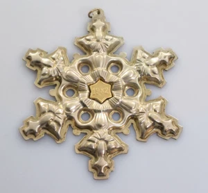 Gorham 1982 Snowflake Christmas Ornament in Sterling Silver w/ Gold Filled Date - Picture 1 of 2