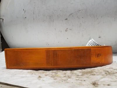 GMC SAVANA 1500 VAN R Front Lamp Park Lamp-Turn Signal; (below headlamps), R.  - Image 1 of 2