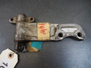 HONDA CB350F 1976 45115-323-010 BRACKET CALIPER FR LH 10319 - Imagen 1 de 3