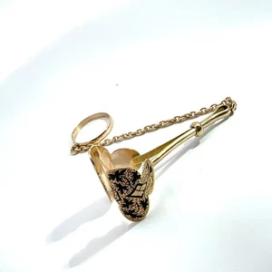 14k Yellow Gold Victorian Hanky Holder - Picture 1 of 6