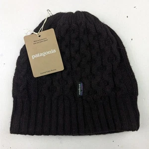 Gorro Patagonia Coastal Cable Obsidiana Ciruela Talla Única  - Imagen 1 de 5
