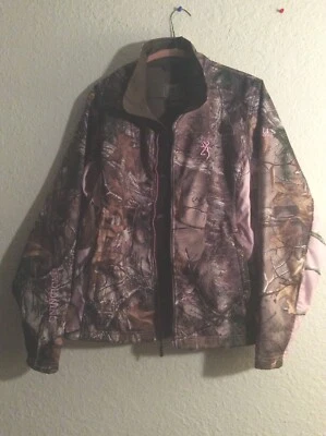 Browning Women's Med. Mossy Oak Pink Camo Ultra-Light Jacket Coat NWOT - Image 1 of 4