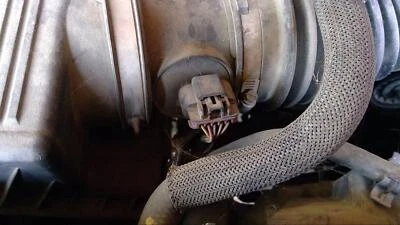 Medidor de flujo de aire de inyección de combustible usado se adapta a: Chevrolet Silverado 1500 2008 camioneta G Foto 1 de 4