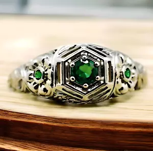 ANILLO ESTILO VINTAGE 925 PLATA ESTERLINA MACIZA SIMULADO ESMERALDA RODIO 1783 - Imagen 1 de 4