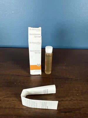 Tónico clarificante Dr Hauschka (para piel grasa manchada o combinada) ~ 10 ml Foto 1 de 4