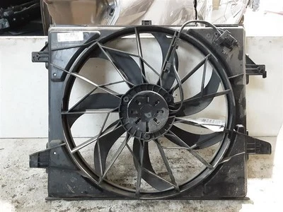 Dodge Durango 2011-2024 Ventilador de radiador Conjunto de ventilador de motor 3,6 L refrigeración estándar Foto 1 de 4