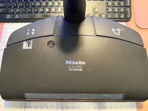 NEW $350 Miele Vacuum Electro Premium Black Floorhead - SEB 236 - Picture 1 of 6